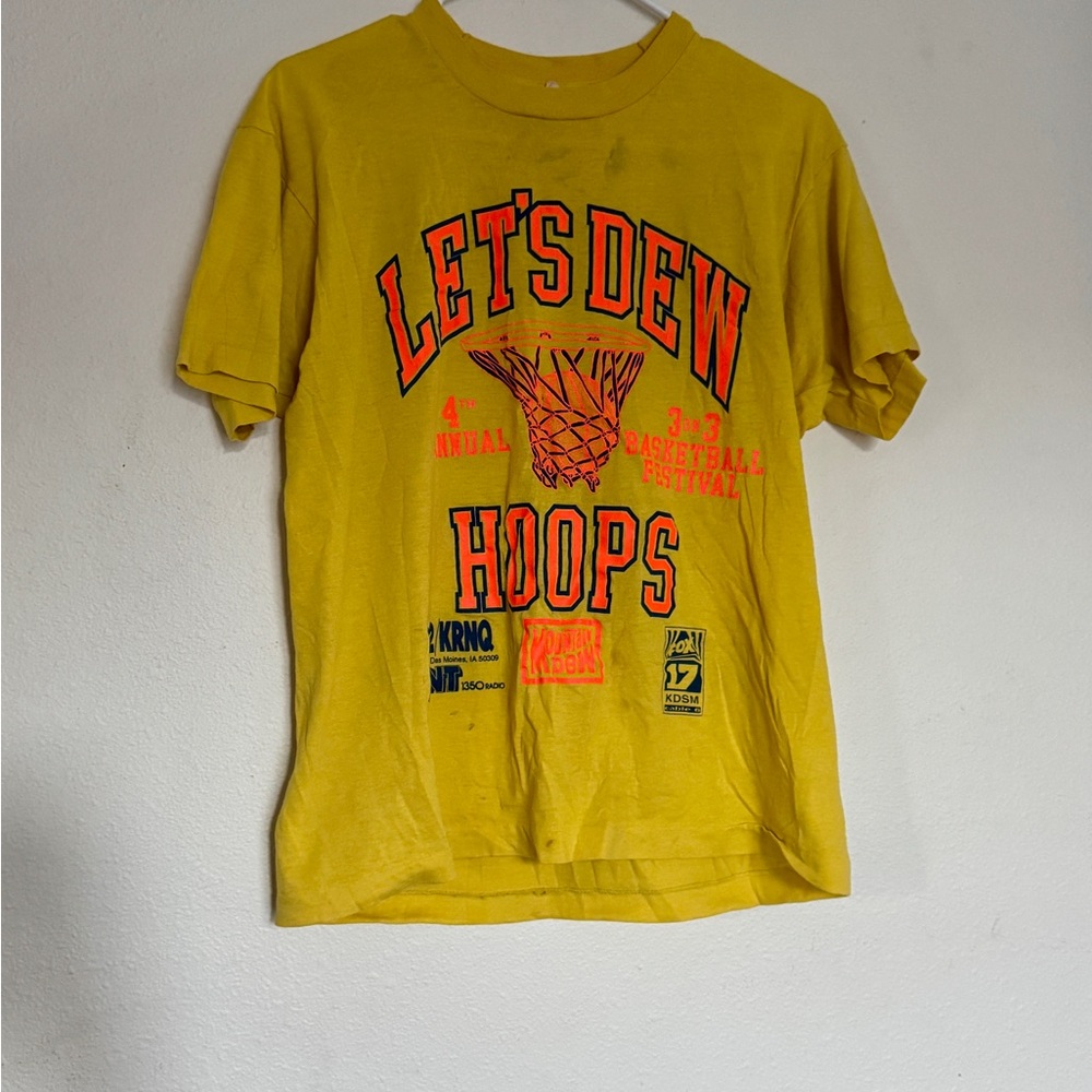 Yellow Soft Cotton Basketball Graphic Tee - Vintage